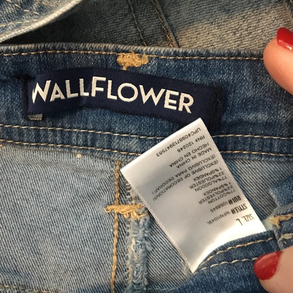 Short Overalls - Picture 3 of 3